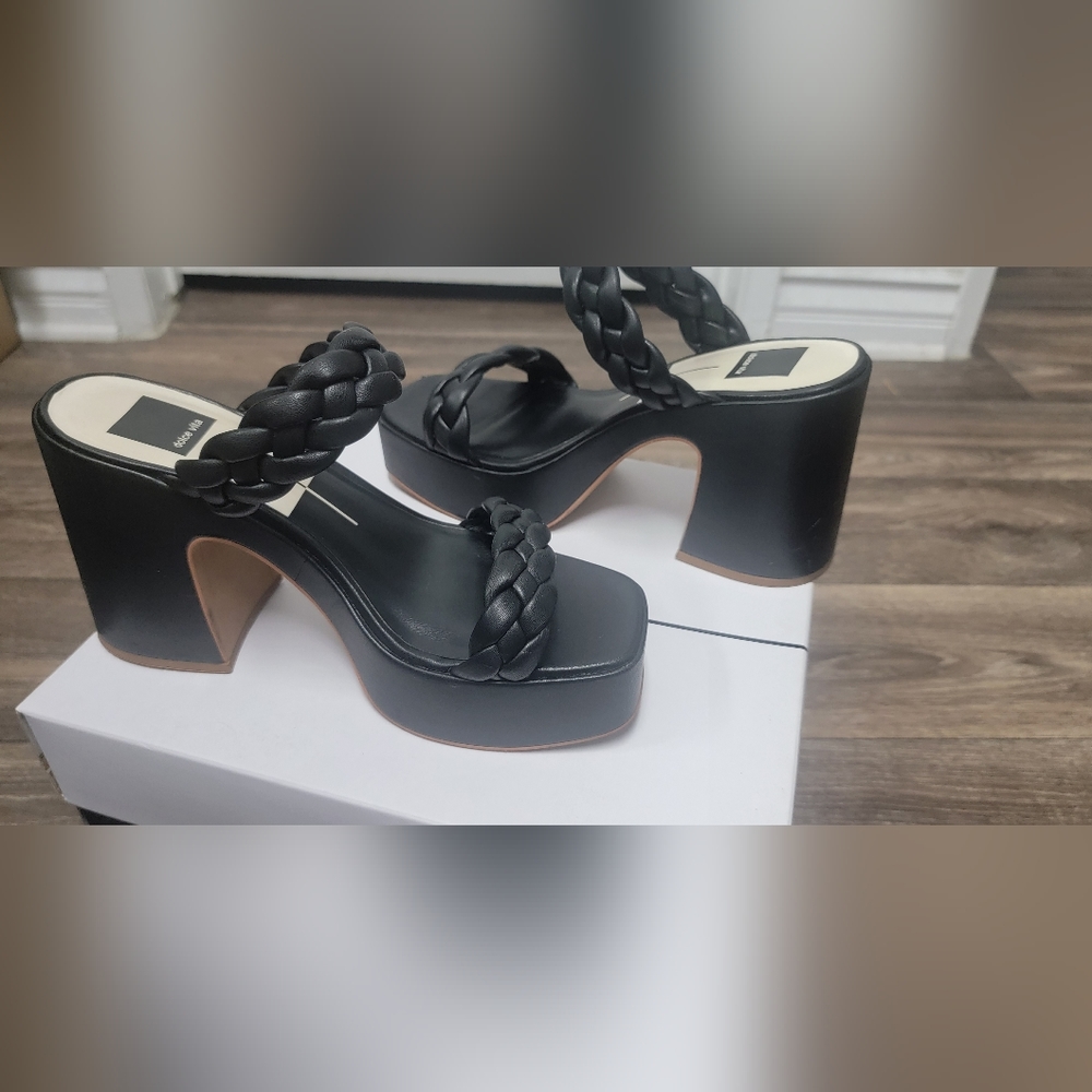 Thick heels/sandals